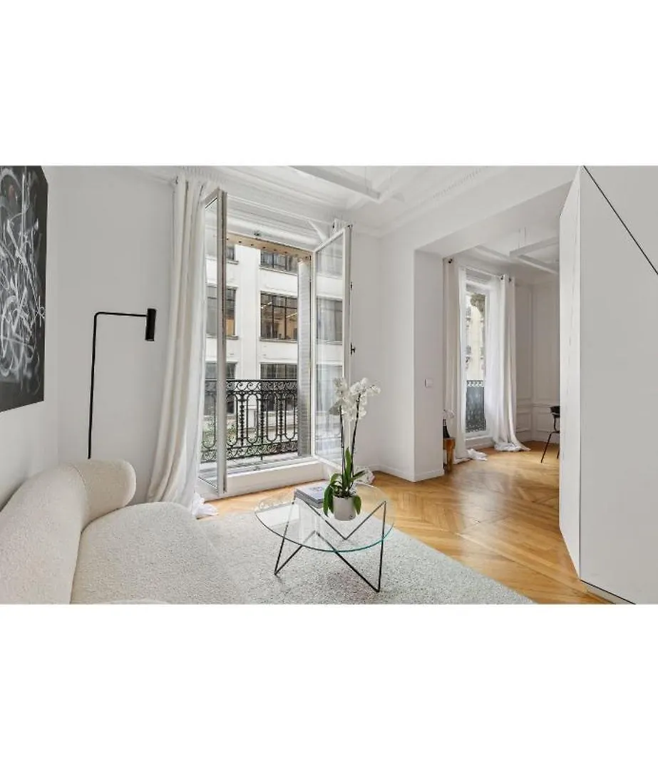 Apartment Appartement Design Au Coeur De Paris